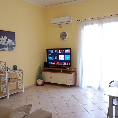 A Casa Di Ste - Vicino Aeroporto Falcone Borsellino Карини Экстерьер фото